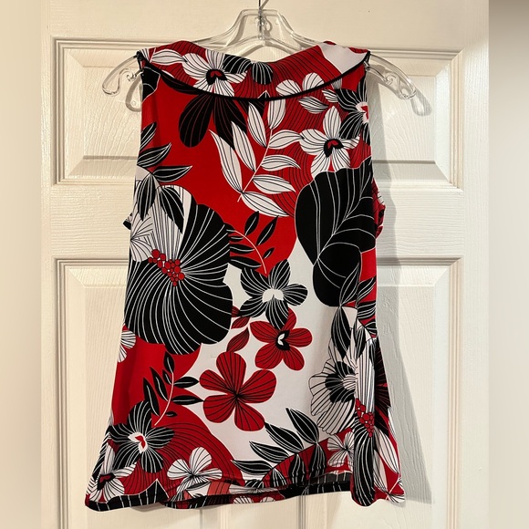 Bentley Sleeveless Top - Picture 2 of 2